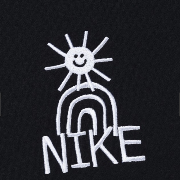 Nike Sportwear Fleece Black Crewneck Sweatshirt - Picture 3 of 5